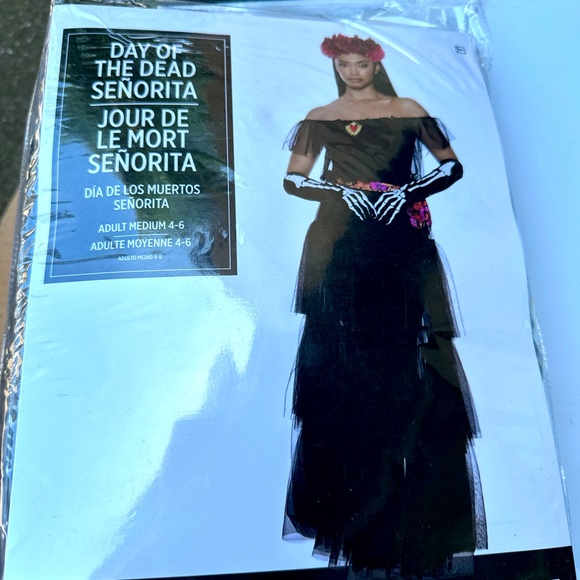Day of the Dead Senorita Costume with Red Flowers - Picture 1 of 1